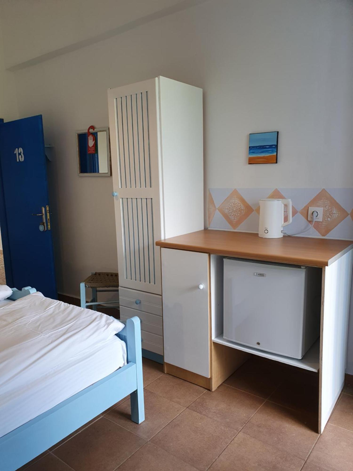 Babis & Popi Rooms And Studios Frangocastelo Luaran gambar